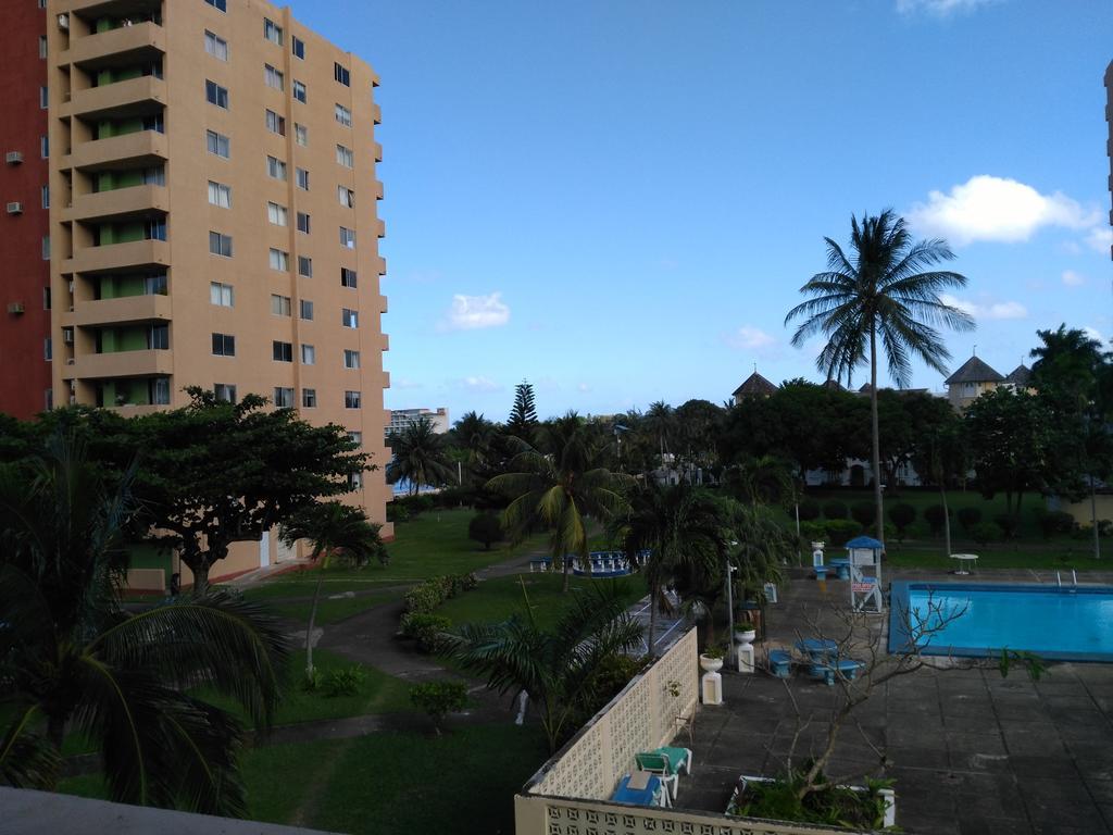 Turtle Beach Towers Apt 22 C - Ocho Rios Exterior photo